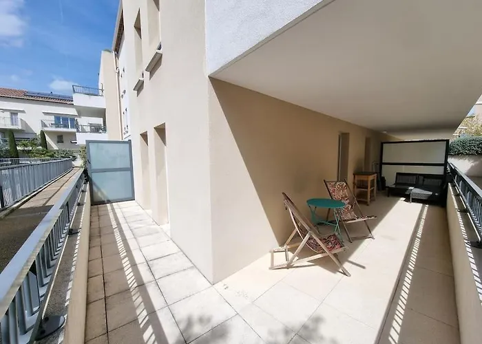 Appartement 2 Pers, Terrasse, Piscine, Parking